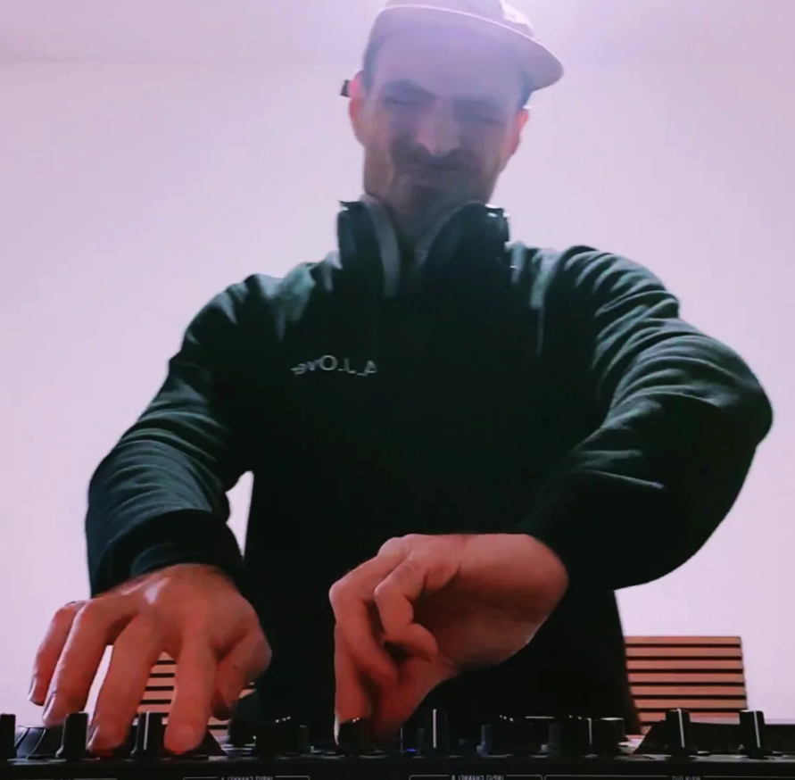 Tecno Set con Alex DJ Over 